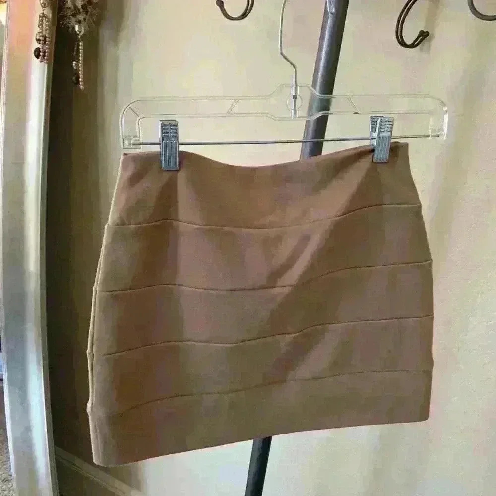 A’Gacia Agaci Agaci Tan Skirt Size S/M❤️ - Picture 2 of 6
